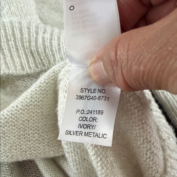 PAIGE Ivory-Silver Metalic Cowl Neck Sweater Size Small - Picture 9 of 9